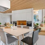 Vy - House In Villa *