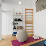 Βίλα Vy - House In *