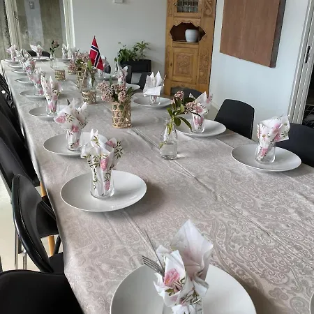 Vy - A Gem With Private In ベルゲン