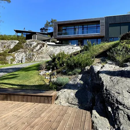 House In Villaer *