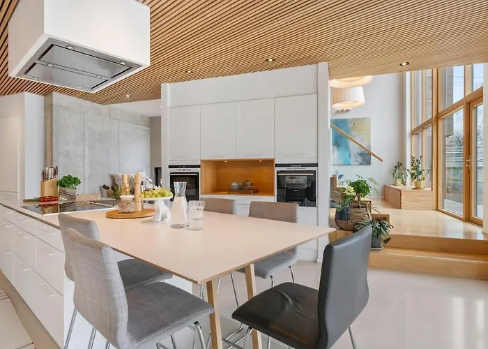 Villa Vy - Beach House In Bergen Willa *
