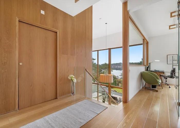 Villa Vy - Beach House In Bergen Willa