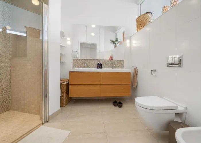 Villa Vy - Beach House In Bergen Villa